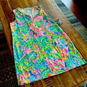 Lilly Pulitzer—Johana Cover up. Size L. NWOT. 🩷🌺🌴